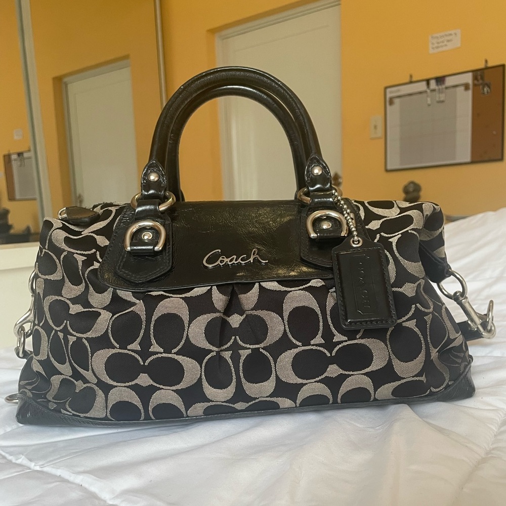 Coach Black & Gray Shoulder Bag
